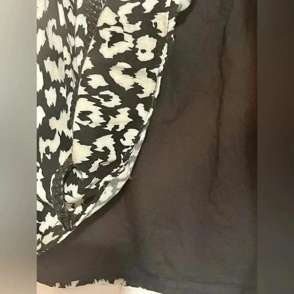 Animal Print Flowy Skirt - Picture 4 of 5